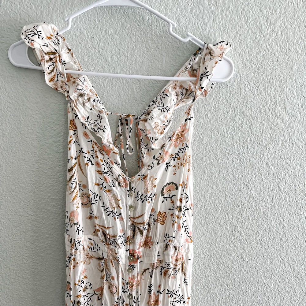 Gorgeous Floral Maxi Dress With Open Back